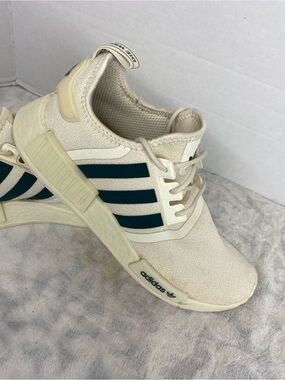 adidas Cream Sneaker with Dark Green Stripes